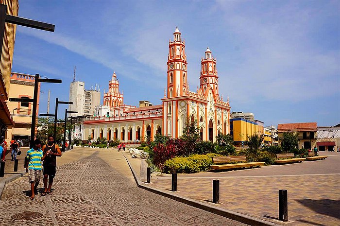 What are the best places to visit Barranquilla?