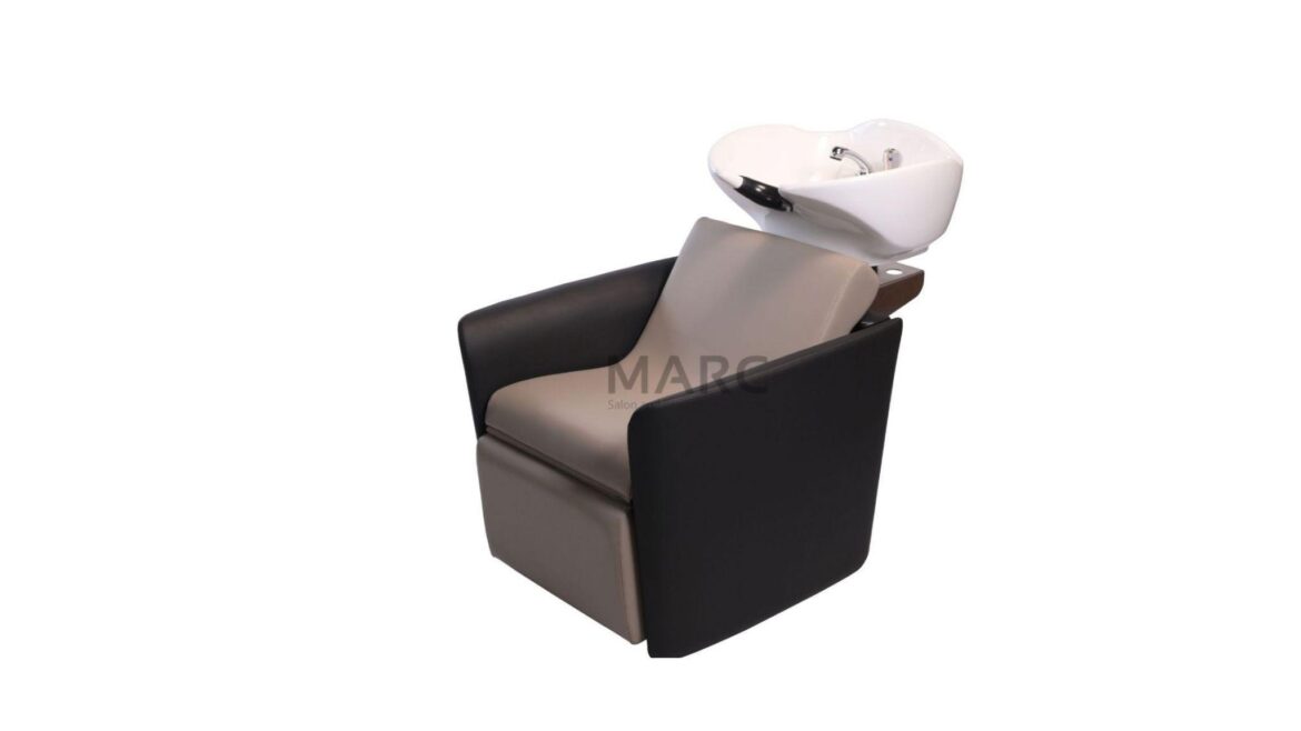 Functional Wash Areas Shape Better Client Flow in Professional Salon Interiors